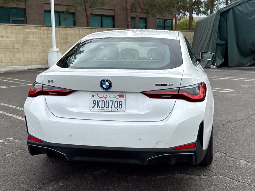 Certified 2024 BMW i4 eDrive40 w/ Premium Package RWD image 9