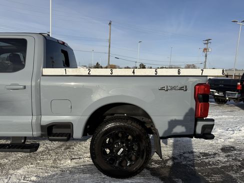 Used 2024 Ford F250 Lariat w/ Black Appearance Package image 46