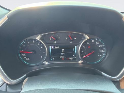 Used 2018 Chevrolet Equinox Premier FWD image 28
