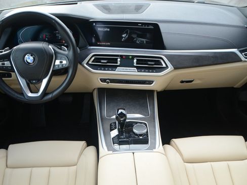 Used 2022 BMW X5 xDrive40i AWD/4WD image 17