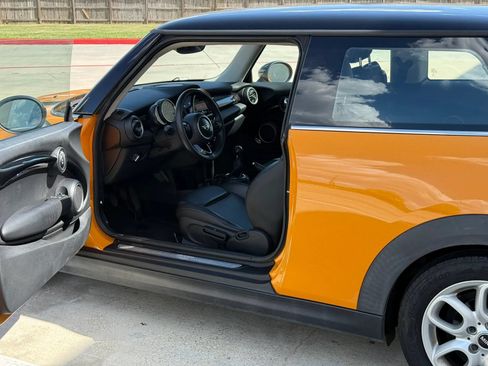 Used 2015 MINI Cooper S FWD image 10