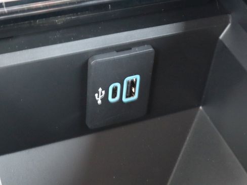 New 2023 Ford F250 Lariat w/ Lariat Ultimate Package image 32