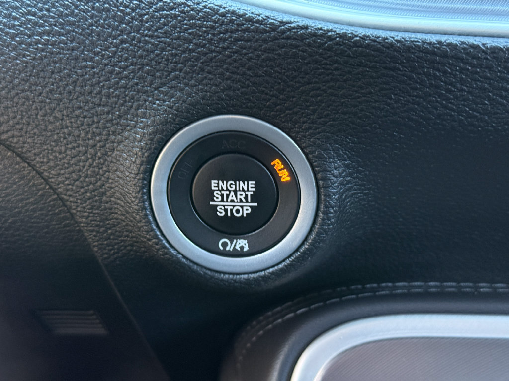 Used 2021 Dodge Challenger R/T Scat Pack RWD image 27