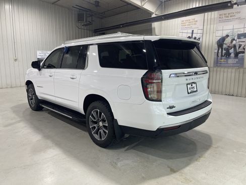 Used 2023 Chevrolet Suburban LS AWD/4WD image 5
