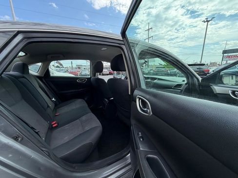 Used 2015 Nissan Sentra SV FWD image 15