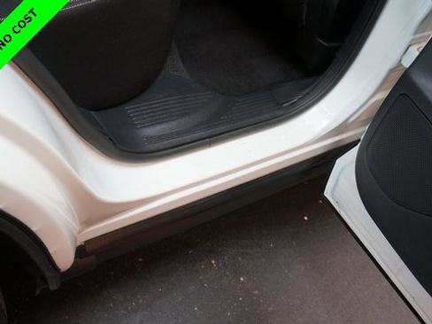 Used 2023 Nissan Rogue S image 47