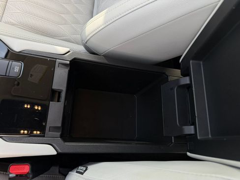 Used 2025 Mitsubishi Outlander SEL FWD image 19