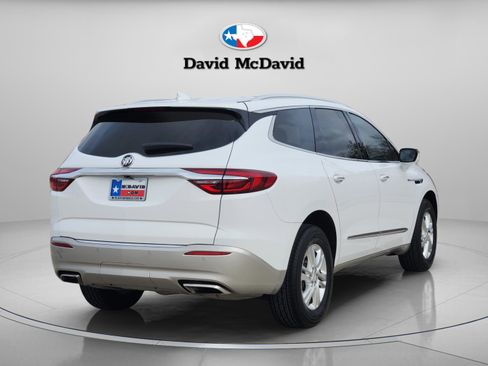 Used 2021 Buick Enclave Essence image 6