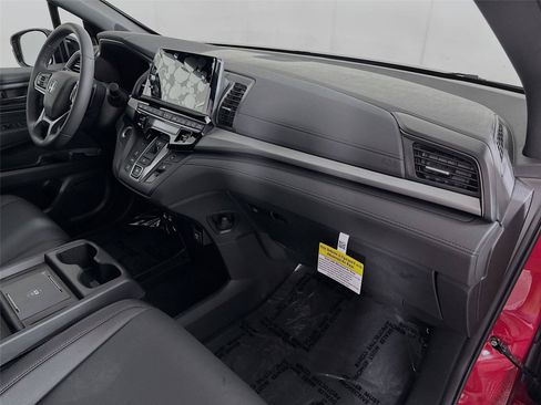 New 2026 Honda Odyssey Sport-L image 30