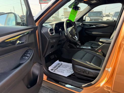 Used 2024 Chevrolet TrailBlazer ACTIV w/ Driver Confidence Package image 4