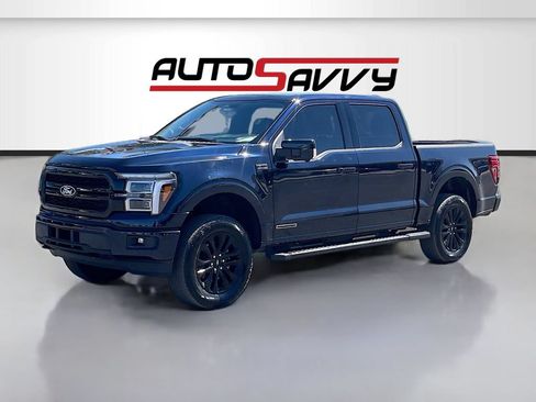 Used 2025 Ford F150 Lariat w/ Equipment Group 502A High AWD/4WD image 3
