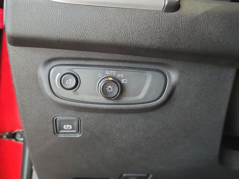 Used 2023 GMC Terrain SLE w/ Driver Convenience Package AWD/4WD image 26