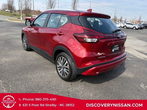 Certified 2024 Nissan Kicks SV image 9