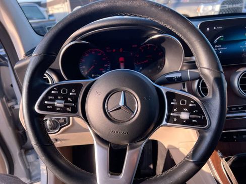 Used 2022 Mercedes-Benz GLC 300 4MATIC image 14