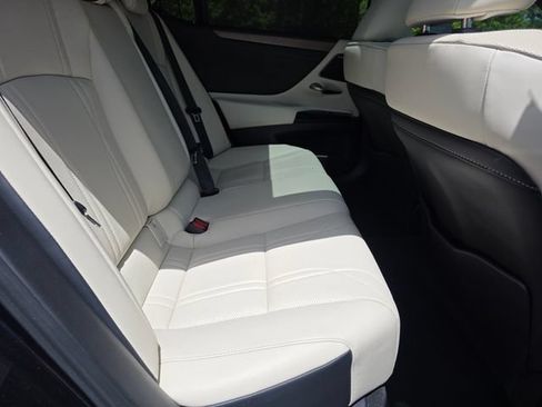 Used 2024 Lexus ES 350 Ultra Luxury w/ Accessory Package (Z1) FWD image 13