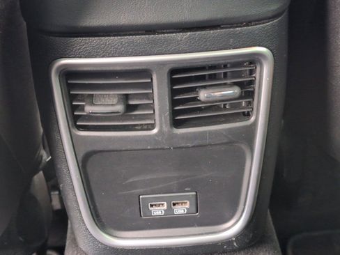 Used 2018 Dodge Charger R/T image 32