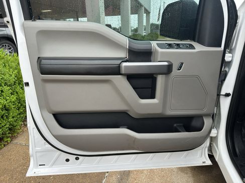 Used 2019 Ford F150 XLT w/ Trailer Tow Package AWD/4WD image 11