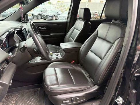 Used 2023 Chevrolet Traverse RS AWD/4WD image 5