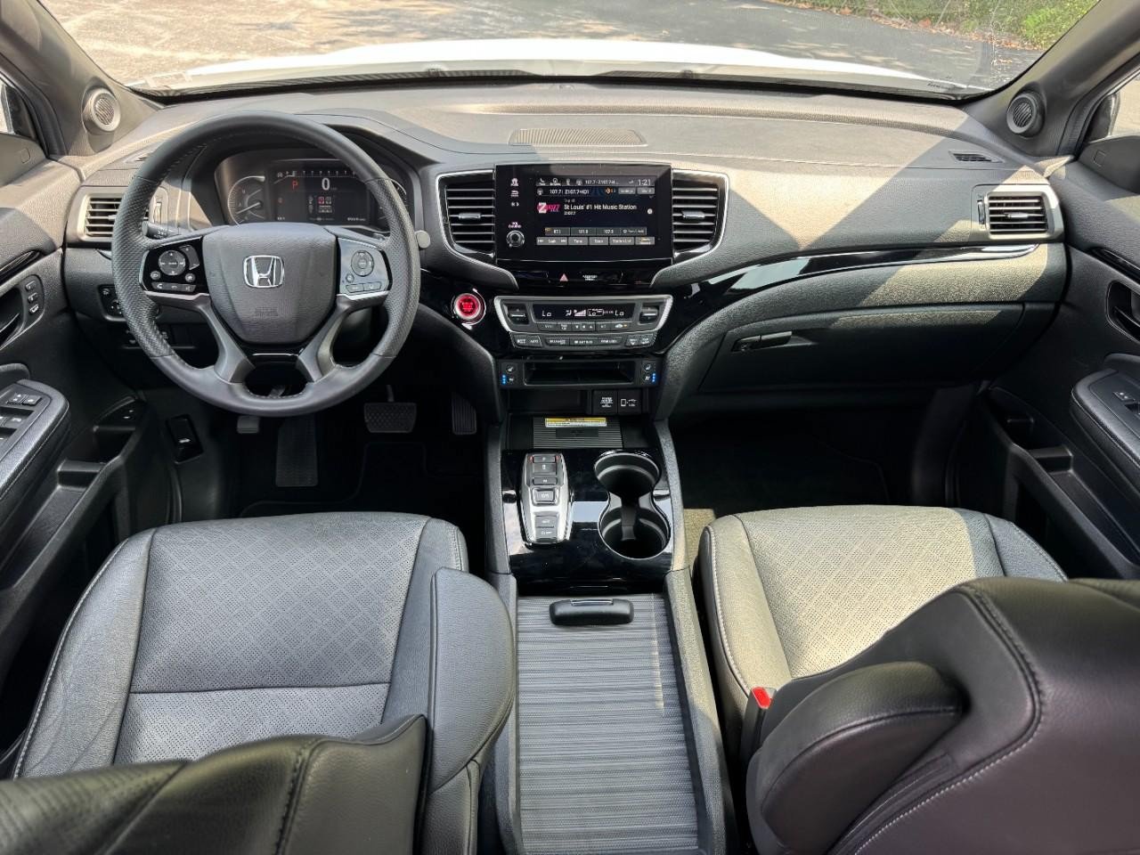 Certified 2022 Honda Passport Elite image 14