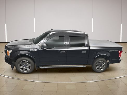 Used 2020 Ford F150 XLT w/ Equipment Group 302A Luxury RWD image 32