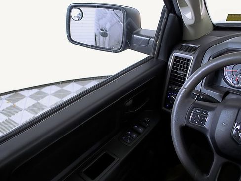 Used 2019 RAM 1500 Tradesman w/ Tradesman SXT Package image 16