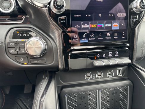 New 2026 RAM 1500 Limited w/ Body Color Bumper Group image 28