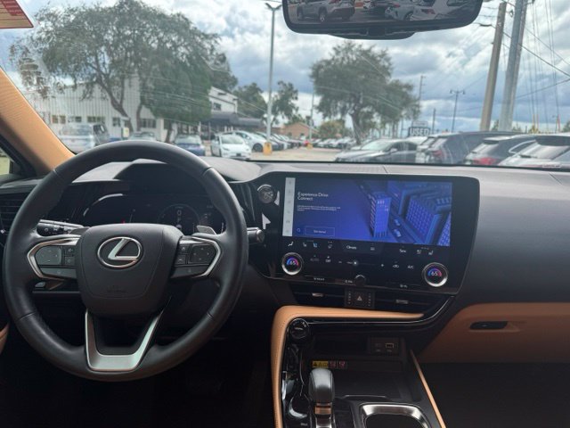 Used 2024 Lexus NX 350h AWD image 9