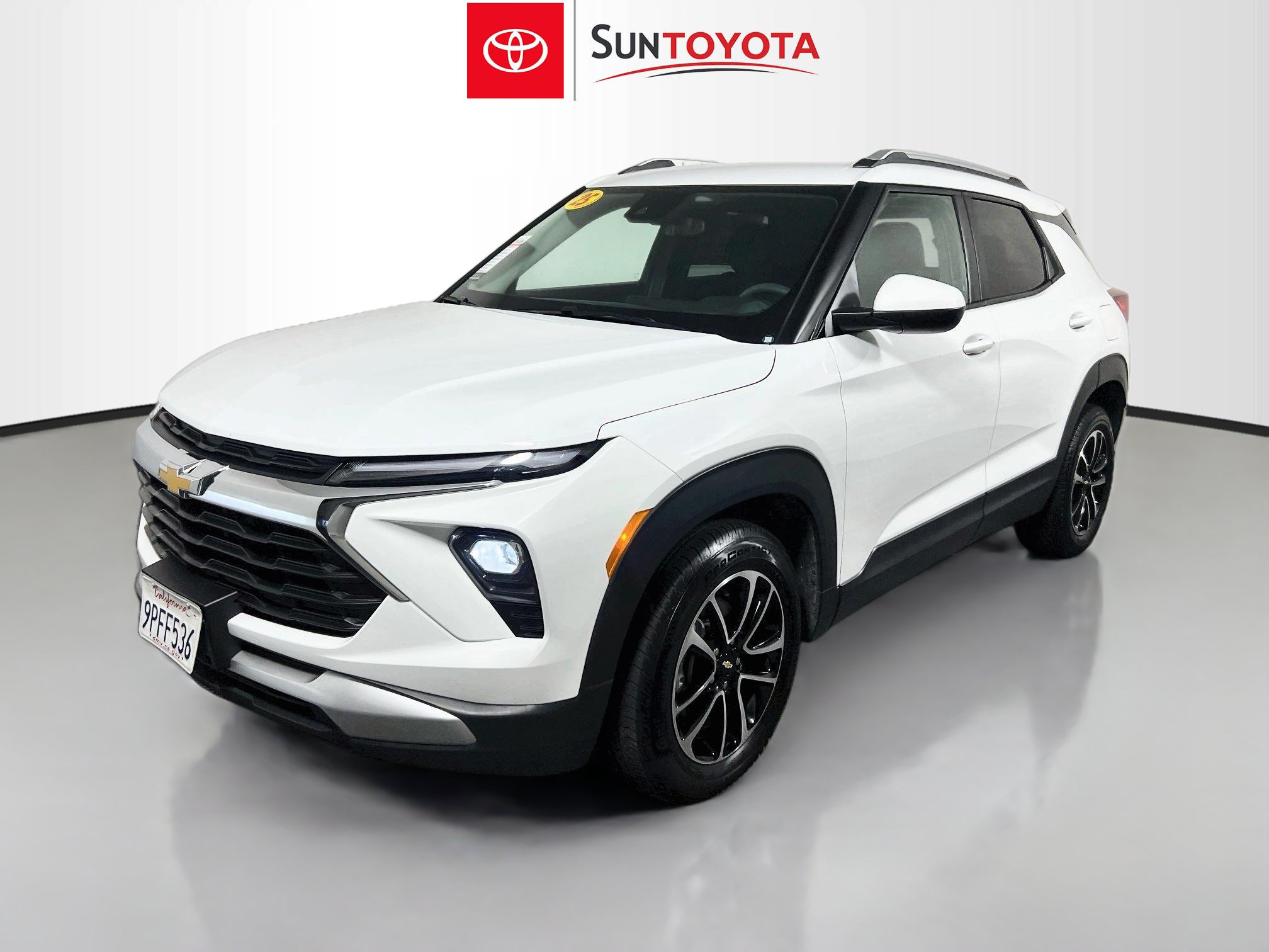 Used 2025 Chevrolet TrailBlazer LT FWD image 9