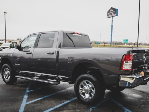 Used 2022 RAM 2500 Big Horn image 12