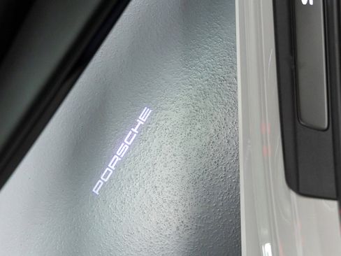 Used 2025 Porsche 911 Turbo S w/ 911 Turbo Sportdesign Package image 27