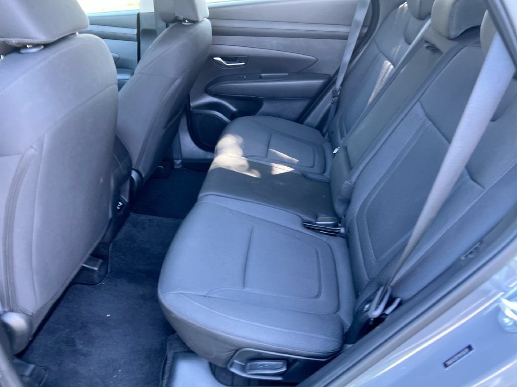 Used 2025 Hyundai Tucson SE FWD image 22