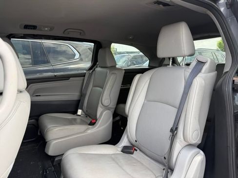 Used 2018 Honda Odyssey EX-L image 5