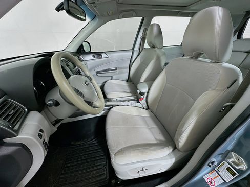Used 2013 Subaru Forester 2.5X Premium w/ Popular Pkg 2 image 13