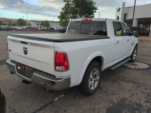 Used 2018 RAM 1500 Laramie RWD image 3