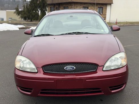 Used 2004 Ford Taurus SEL image 5