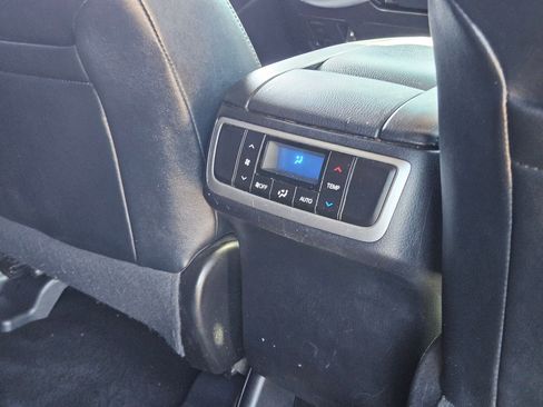 Used 2017 Toyota Highlander Plus w/ Protection Package #3 FWD image 23