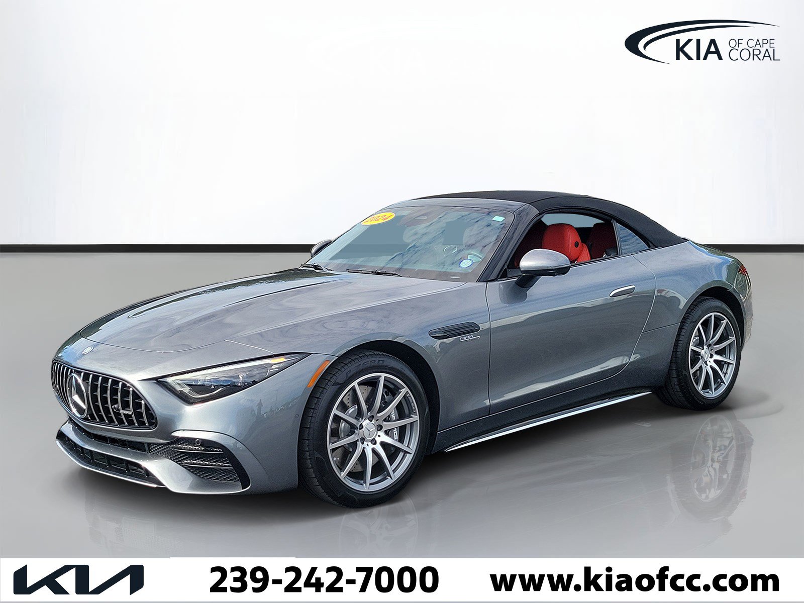 Used 2024 Mercedes-Benz SL 43 AMG image 3