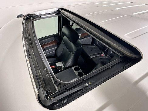 Used 2012 Ford F150 Lariat w/ Lariat Chrome Pkg image 14