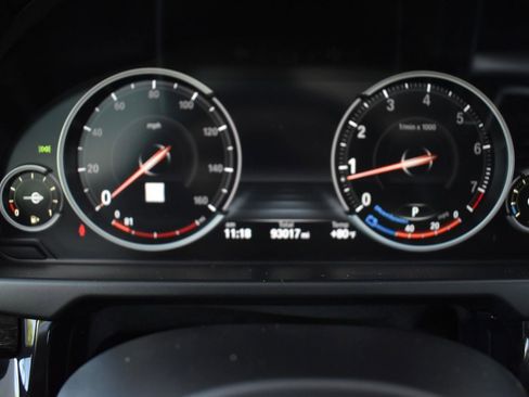 Used 2018 BMW X5 xDrive50i w/ M Sport Package image 19