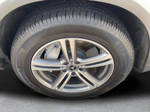 Used 2022 Mercedes-Benz GLC 300 image 11