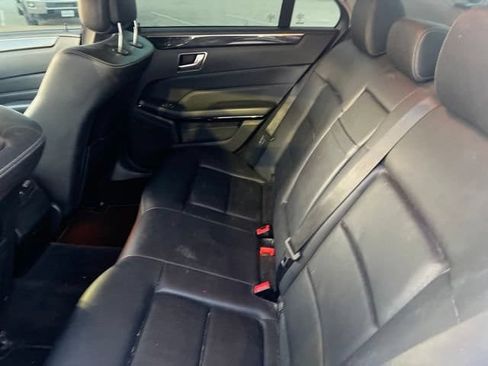 Used 2014 Mercedes-Benz E 400 Sport Sedan image 11