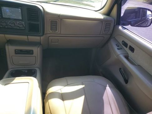 Used 2002 GMC Sierra 2500 4x4 Crew Cab HD w/ SLT Marketing Option Pkg image 16