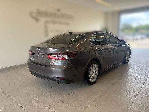 Used 2023 Toyota Camry LE w/ Convenience Package FWD image 2