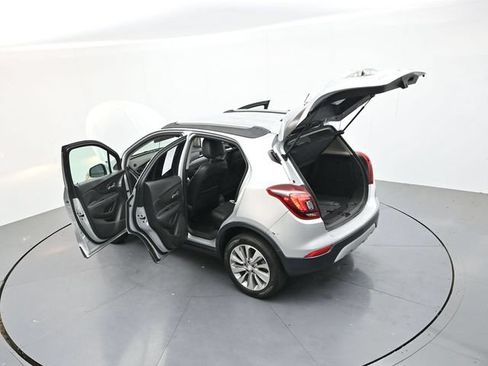 Used 2018 Buick Encore Preferred AWD/4WD image 37