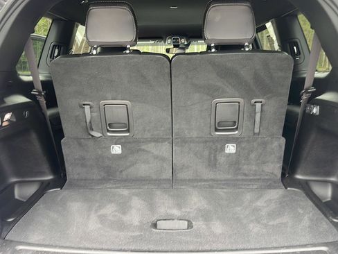 Certified 2024 Jeep Grand Cherokee L Limited w/ Black Appearance Package image 28