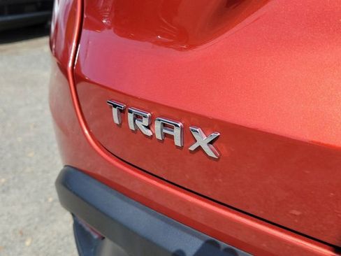 Certified 2024 Chevrolet Trax LS FWD image 7