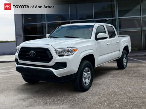 Used 2023 Toyota Tacoma SR image 7