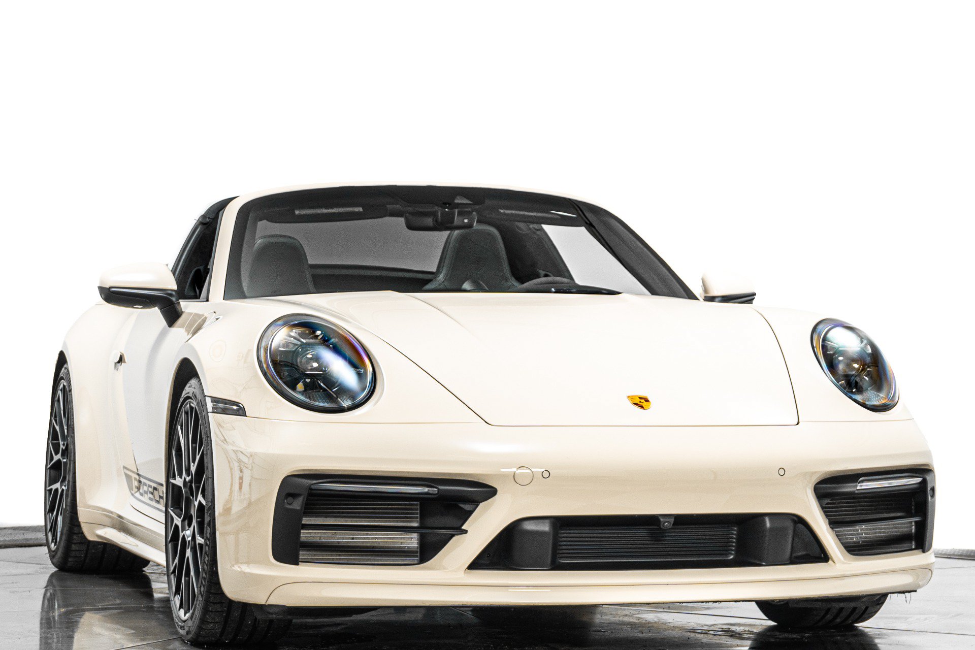 Used 2024 Porsche 911 Targa 4S AWD/4WD image 3