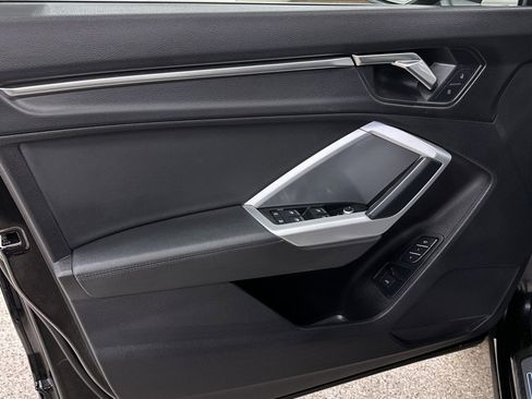 Used 2022 Audi Q3 2.0T Premium image 3