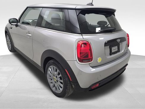 Used 2024 MINI Cooper SE FWD image 7
